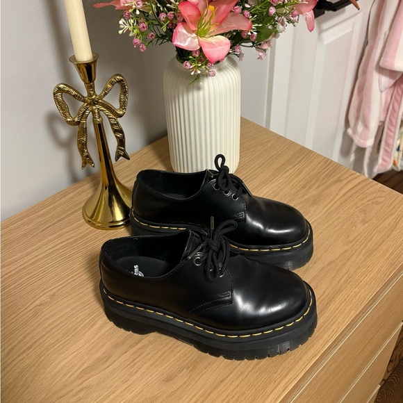 Black Platform low doc martens - Picture 2 of 6